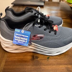 Men’s Skechers sneakers slide size 10.5 wide new